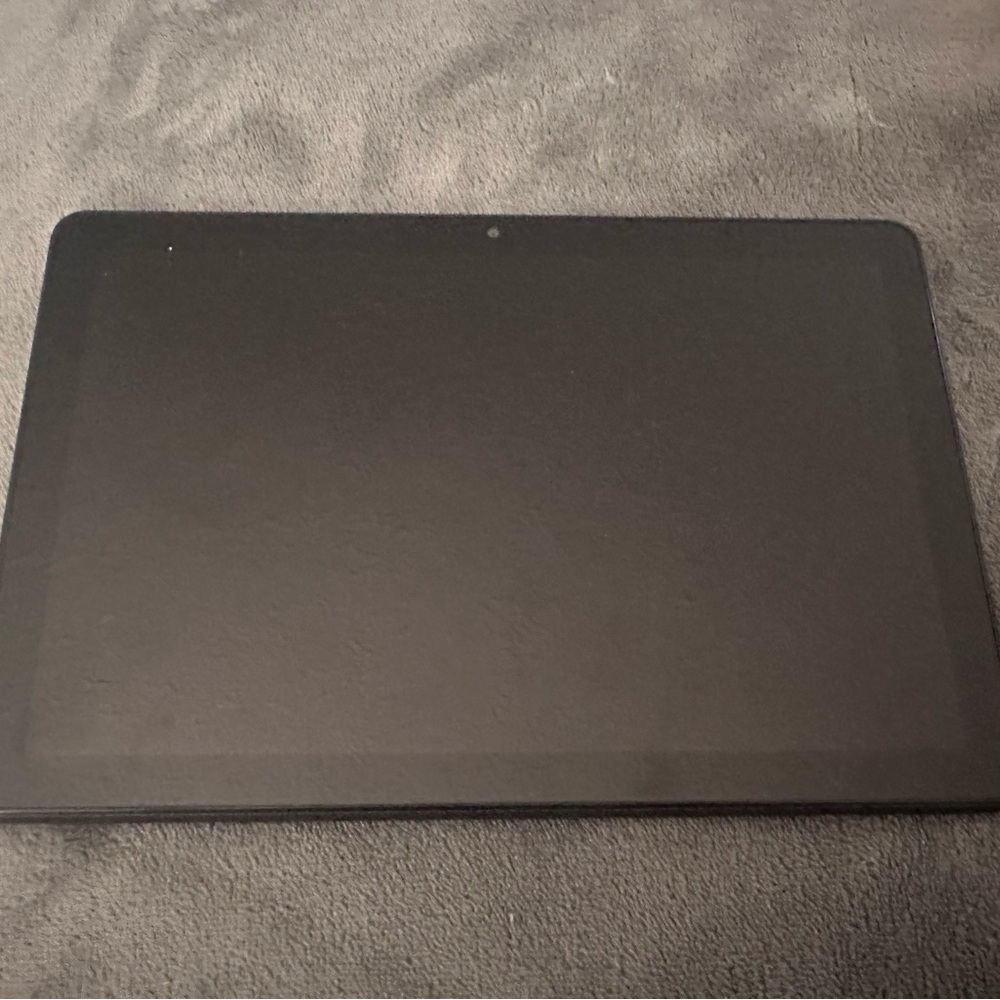 Amazon Kindle Fire 11th generation w/ floral case